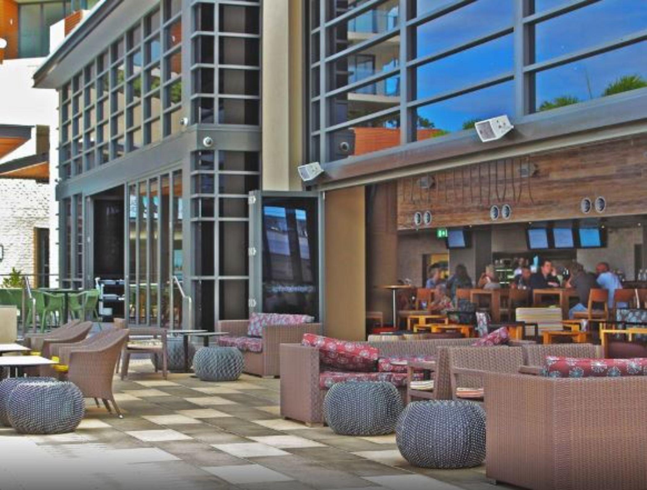 Oaks Redcliffe Mon Komo Suites Екстериор снимка