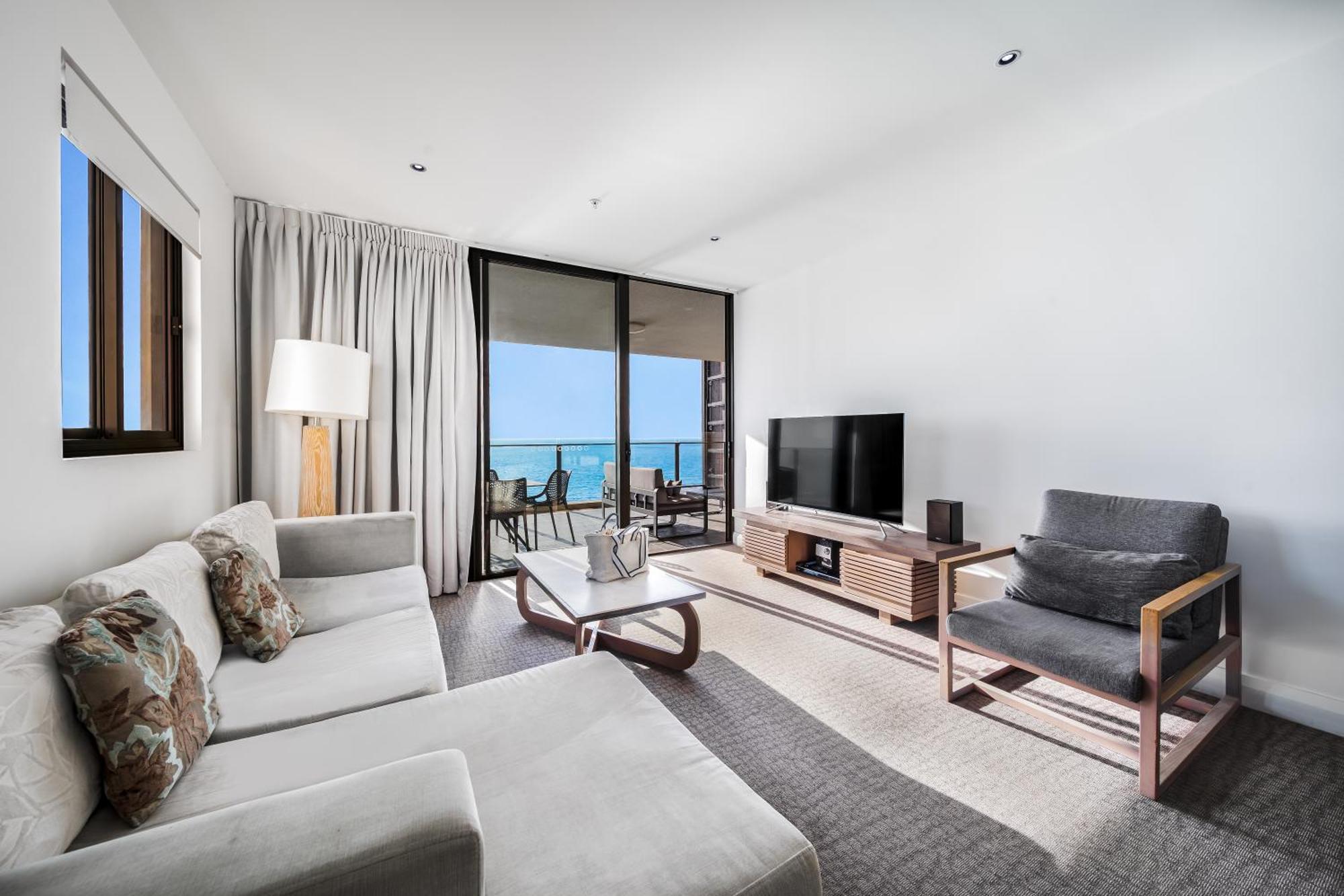 Oaks Redcliffe Mon Komo Suites Екстериор снимка