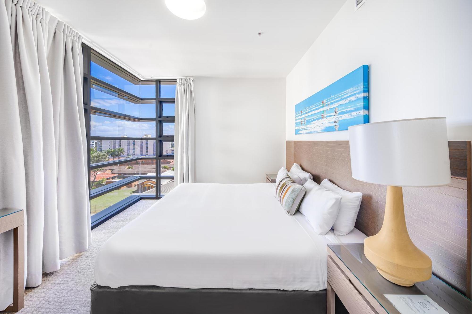 Oaks Redcliffe Mon Komo Suites Екстериор снимка